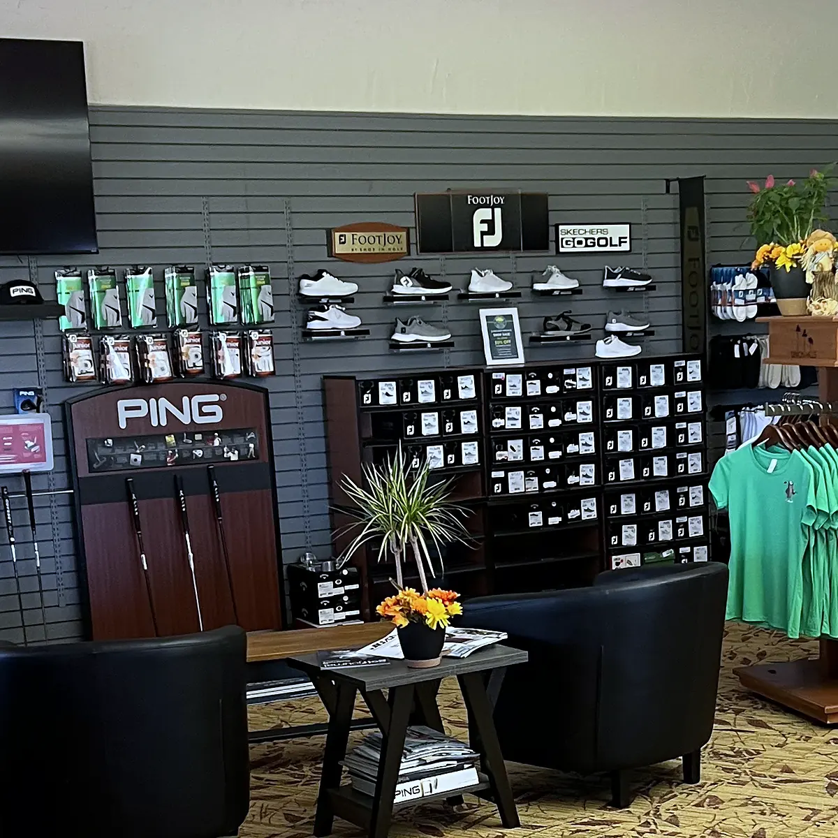 FootJoy golf shoes and gloves at Union Hills Golf Club